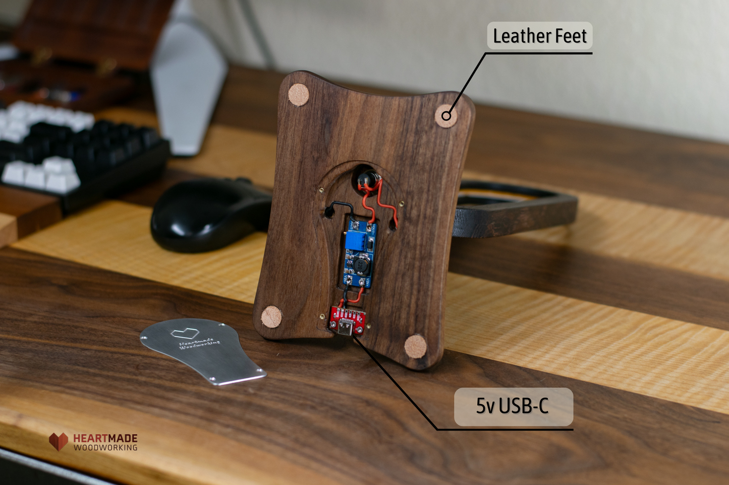 Custom Wood Desk Lamp - USB-C Powered - Walnut - Mahogany - Wenge