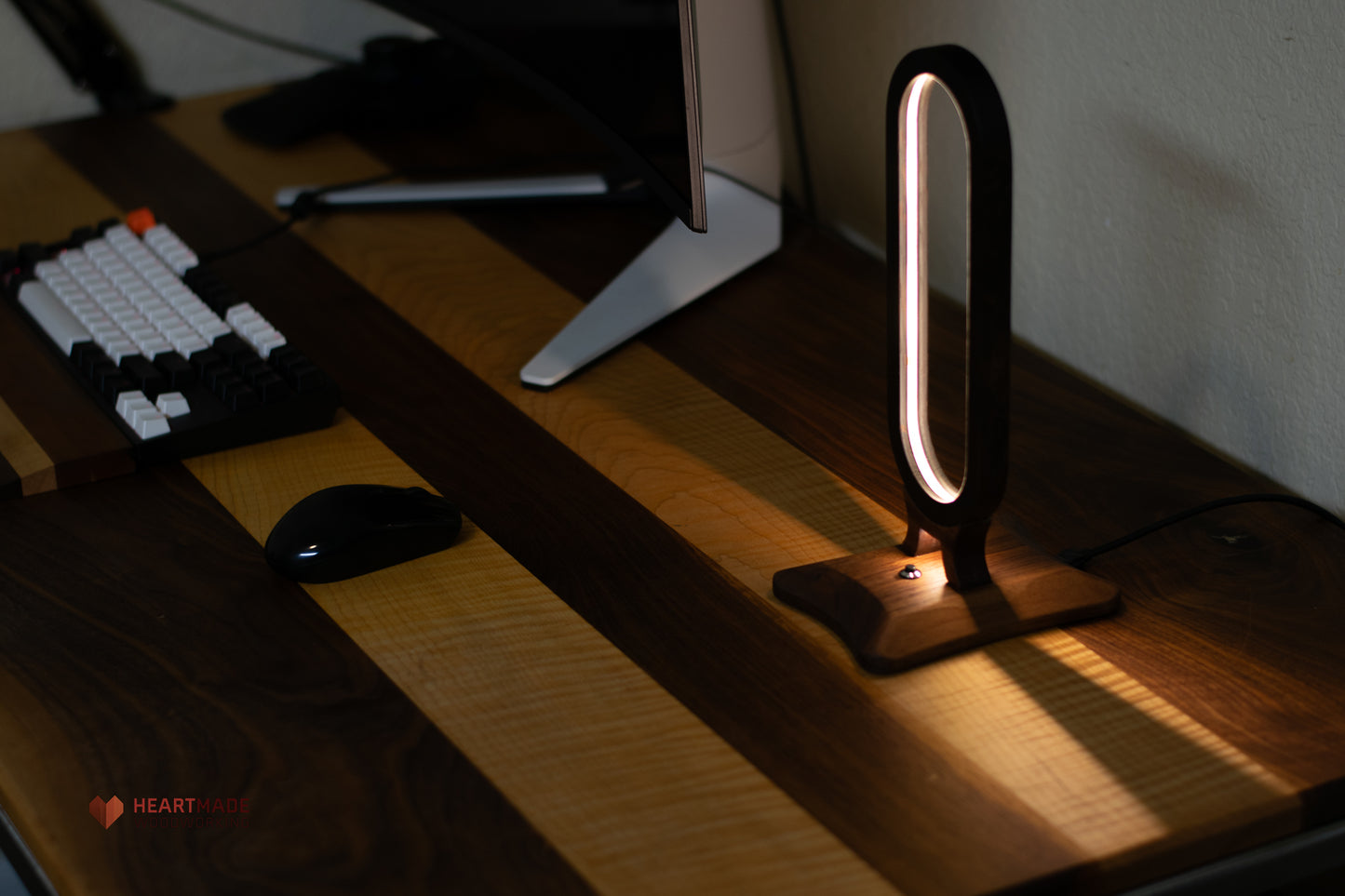 Custom Wood Desk Lamp - USB-C Powered - Walnut - Mahogany - Wenge